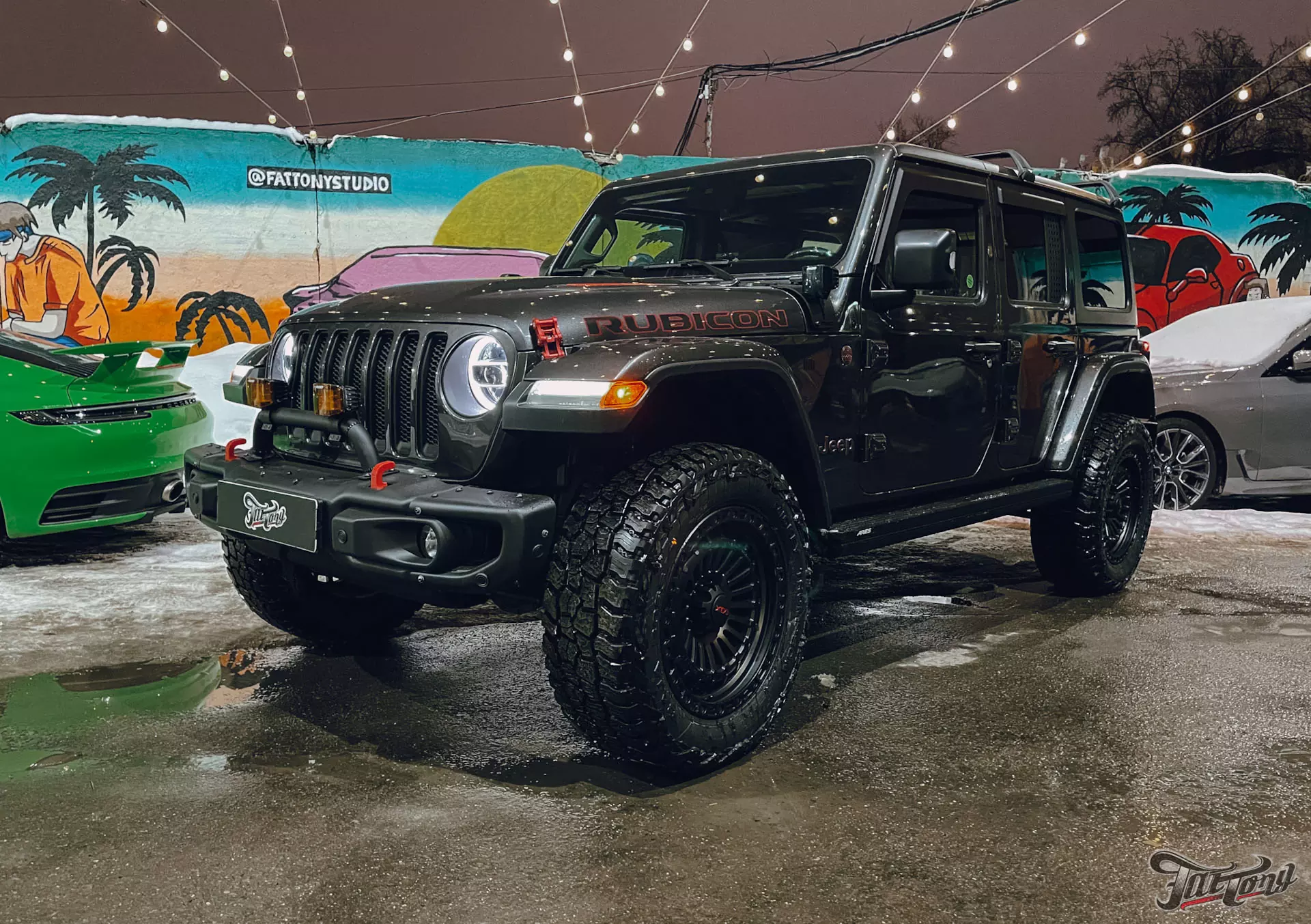 Jeep Wrangler Rubicon. Ангельские глазки